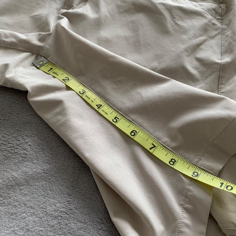 Eddie Bauer outdoor shorts women’s 6 kakhi pockets Bermuda hiking camping - Picture 10 of 11